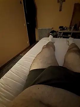 Snapshot of Escondido52 chatting on September 2025 10:33:02 PM Escondido52 online show from September 2025 10:33:02 PM