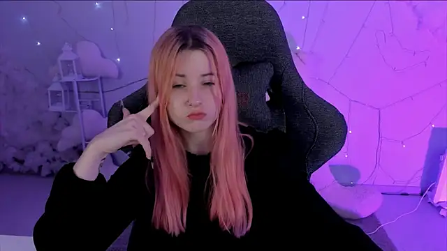 LexiWenford online show from January 2025 09:19:02 AM