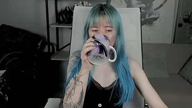 LexiWenford online show from October 2025 02:45:02 AM