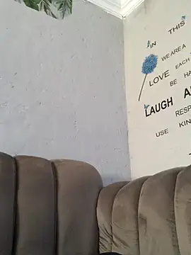 Snapshot of DiamondGoddes chatting on January 2025 11:12:02 AM DiamondGoddes online show from January 2025 11:12:02 AM