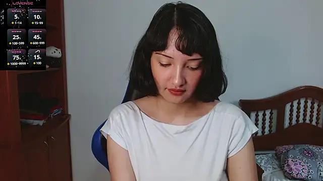 Snapshot of alexaa08 chatting on October 2025 01:21:01 PM alexaa08 online show from October 2025 01:21:01 PM