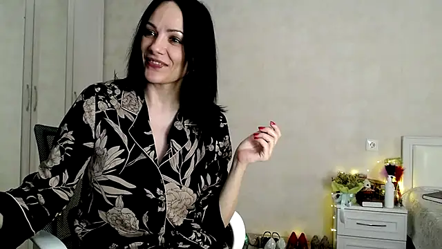 Devil Goddess online show from December 2024 06:16:01 PM