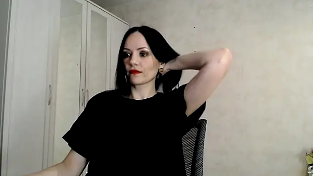 Devil Goddess online show from December 2024 04:08:02 PM