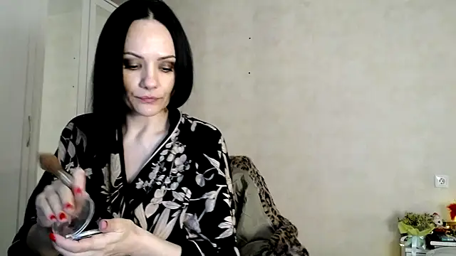 Devil Goddess online show from December 2024 10:45:01 PM