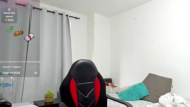 Sanddi milff online show from March 2025 09:32:02 PM