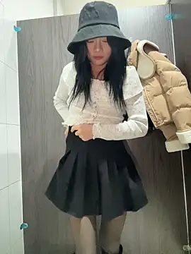 Snapshot of Asia-Melody chatting on March 2025 06:37:02 AM Asia-Melody online show from March 2025 06:37:02 AM