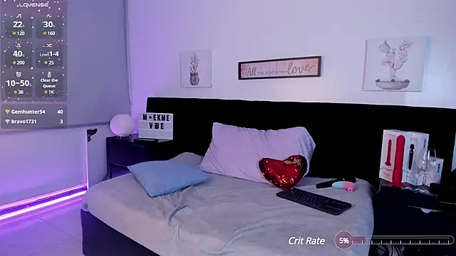 Snapshot of Natasha_Kinski chatting on February 2025 10:59:01 PM Natasha Kinski online show from February 2025 10:59:01 PM