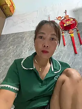 Linaannn online show from July 2026 11:20:01 PM
