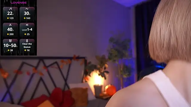 LindaThacker online show from November 2025 04:12:01 AM