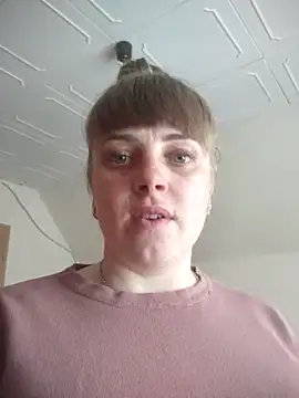 CoddessCrystal online show from April 2026 07:57:01 AM