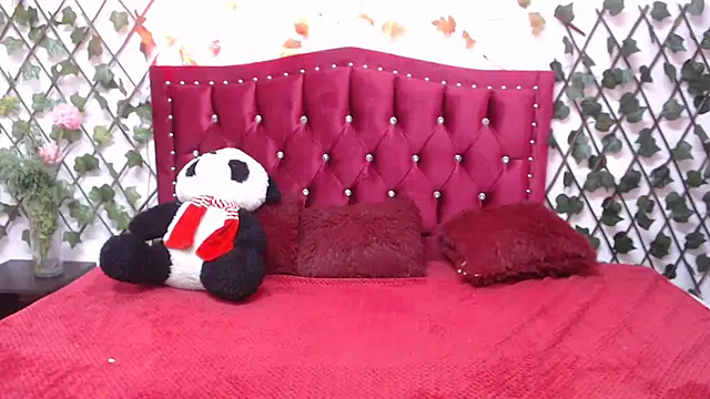 Melani cute02 online show from February 2025 02:40:01 AM