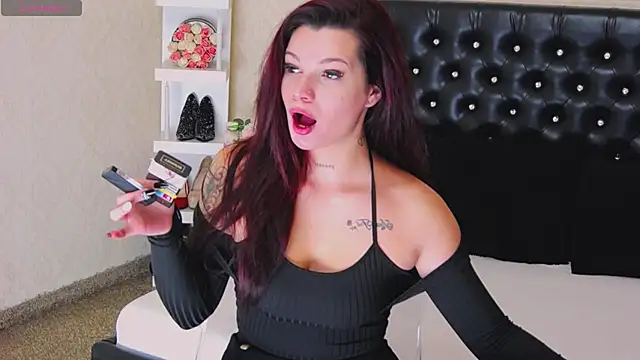 Allisonn223 online show from November 2025 02:42:01 PM