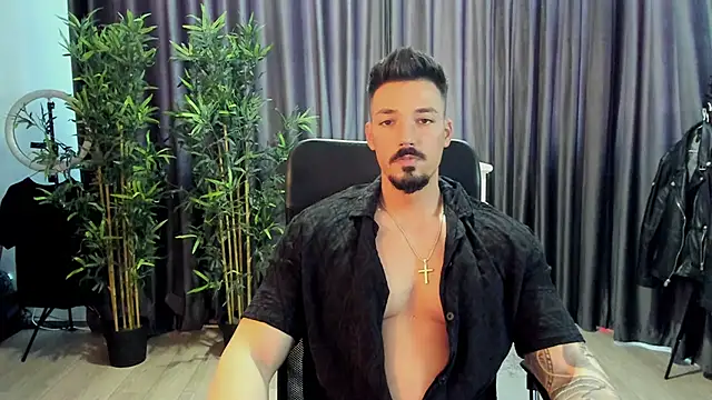 Snapshot of HaydenSpearss chatting on February 2025 12:44:02 PM HaydenSpearss online show from February 2025 12:44:02 PM