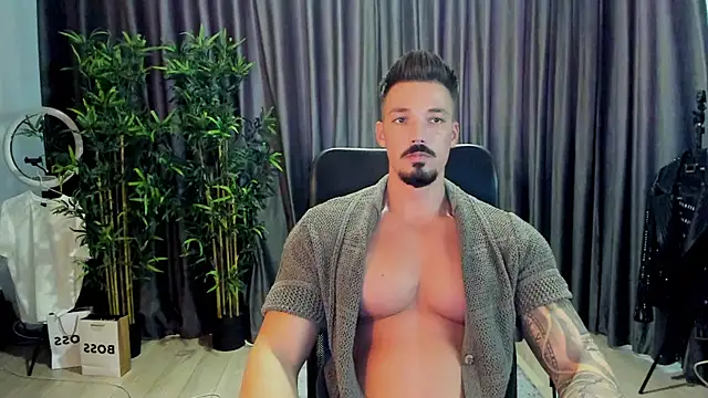 Snapshot of HaydenSpearss chatting on September 2025 12:48:01 PM HaydenSpearss online show from September 2025 12:48:01 PM