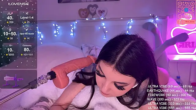 Veronica leal online show from December 2024 03:33:02 PM