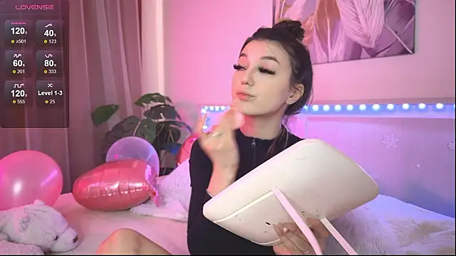 Snapshot of Veronica_leal chatting on February 2026 08:33:02 AM Veronica leal online show from February 2026 08:33:02 AM