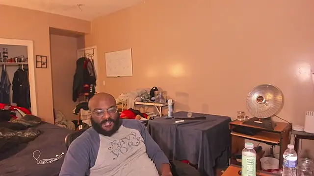 MrChuckDailyXXX online show from February 2026 10:36:01 AM