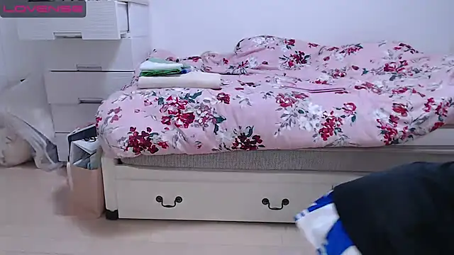 Snapshot of AMI___oO chatting on January 2025 12:05:02 PM AMI oO online show from January 2025 12:05:02 PM