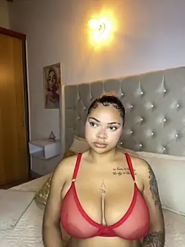 Eloisa cleavage  online show from November 2025 10:07:01 AM