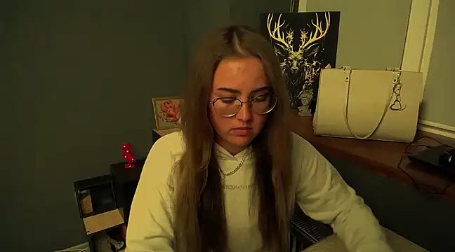 luxie milady online show from December 2024 01:20:02 PM