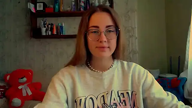 luxie milady online show from October 2025 10:00:02 AM