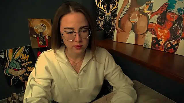 luxie milady online show from February 2026 02:00:02 PM