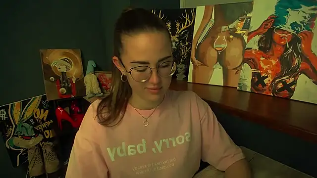 Snapshot of luxie_milady chatting on March 2026 01:38:02 PM luxie milady online show from March 2026 01:38:02 PM