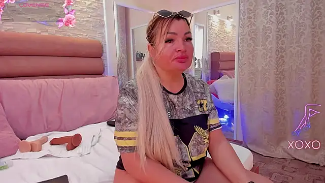 ArianaCroft online show from May 2026 06:52:02 AM