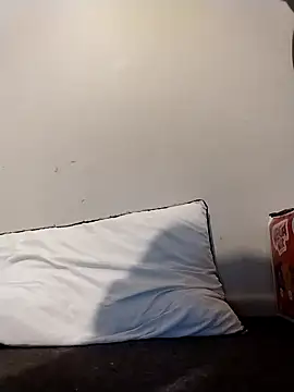 Snapshot of Steff8u chatting on February 2026 09:33:01 PM Steff8u online show from February 2026 09:33:01 PM