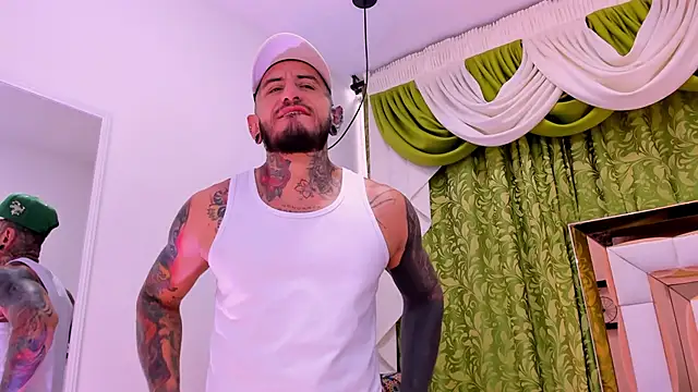 Snapshot of dilan_scootk_ chatting on December 2025 07:34:02 PM dilan scootk online show from December 2025 07:34:02 PM