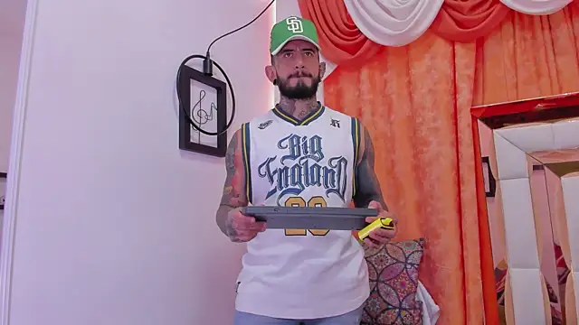 Snapshot of dilan_scootk_ chatting on February 2026 07:23:01 PM dilan scootk online show from February 2026 07:23:01 PM