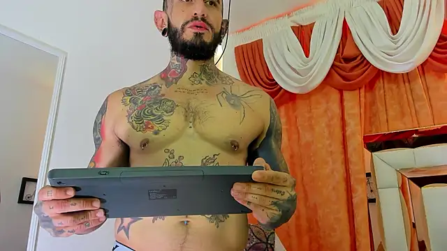 dilan scootk  online show from March 2026 07:28:01 PM