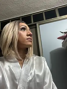 Snapshot of VictoriaRoss1 chatting on February 2025 11:37:02 PM VictoriaRoss1 online show from February 2025 11:37:02 PM