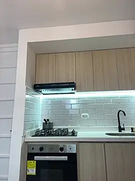 Snapshot of VictoriaRoss1 chatting on January 2026 01:41:02 AM VictoriaRoss1 online show from January 2026 01:41:02 AM