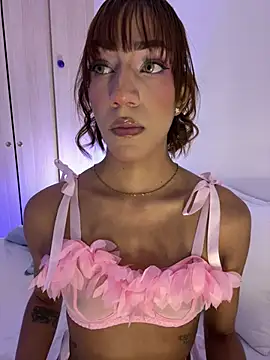 Snapshot of VictoriaRoss1 chatting on January 2026 02:38:01 AM VictoriaRoss1 online show from January 2026 02:38:01 AM