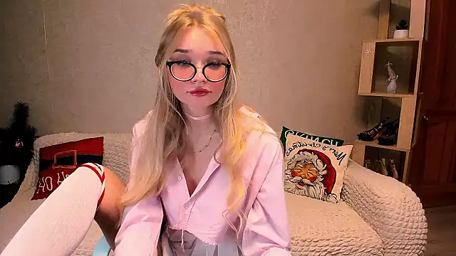 BoysLoveBlondee online show from January 2025 04:43:01 PM