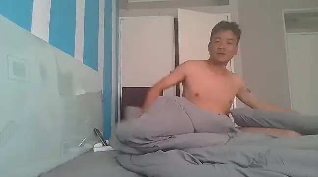 kisstoyousoon2024 online show from December 2024 11:19:01 AM