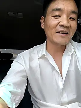 kisstoyousoon2024 online show from March 2025 12:28:01 PM