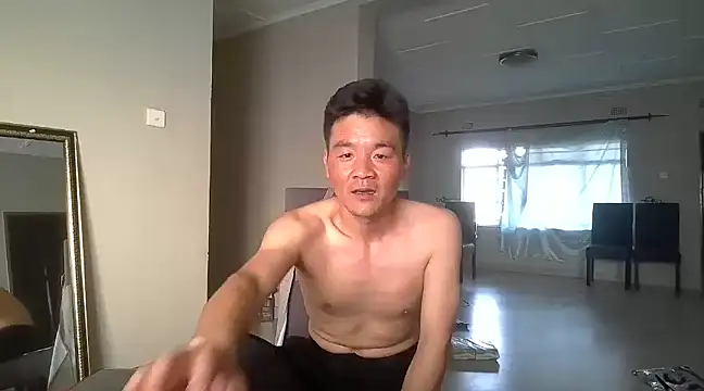 kisstoyousoon2024 online show from March 2025 03:34:01 PM