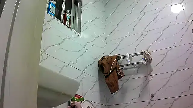 kisstoyousoon2024 online show from March 2025 06:15:02 PM