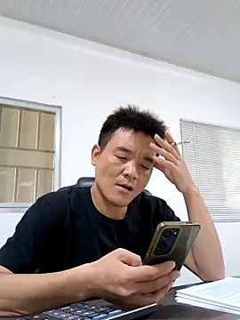 kisstoyousoon2024 online show from September 2025 09:09:01 AM