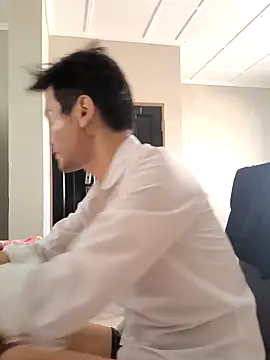 kisstoyousoon2024 online show from November 2025 10:36:02 AM