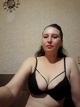 Snapshot of MriaLove31 chatting on October 2025 07:32:02 PM MriaLove31 online show from October 2025 07:32:02 PM