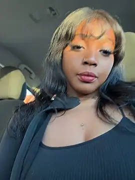 Snapshot of Blazerina chatting on March 2025 11:32:01 PM Blazerina online show from March 2025 11:32:01 PM