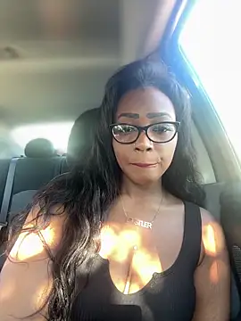 Snapshot of Blazerina chatting on October 2025 07:45:02 PM Blazerina online show from October 2025 07:45:02 PM