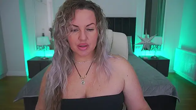 KiraCandyS online show from March 2026 08:56:02 PM