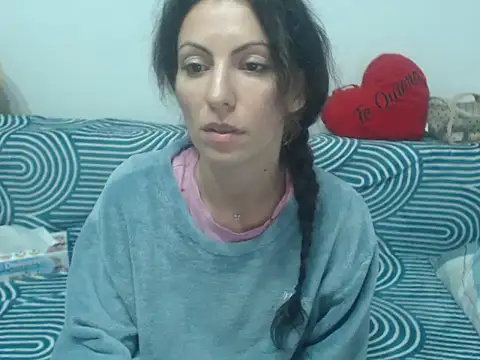 Emmatoo online show from May 2026 11:23:04 PM