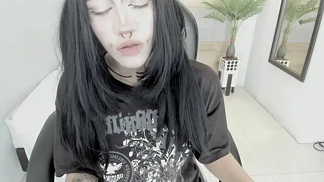 Snapshot of celestica_rose chatting on October 2025 09:56:01 PM celestica rose online show from October 2025 09:56:01 PM