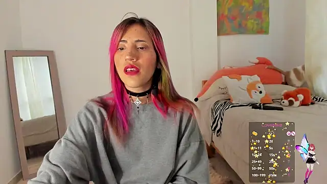 Snapshot of linnie_ chatting on January 2025 11:17:01 AM linnie online show from January 2025 11:17:01 AM