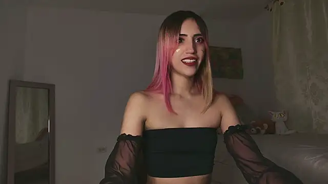 Snapshot of linnie_ chatting on March 2025 06:10:01 AM linnie online show from March 2025 06:10:01 AM